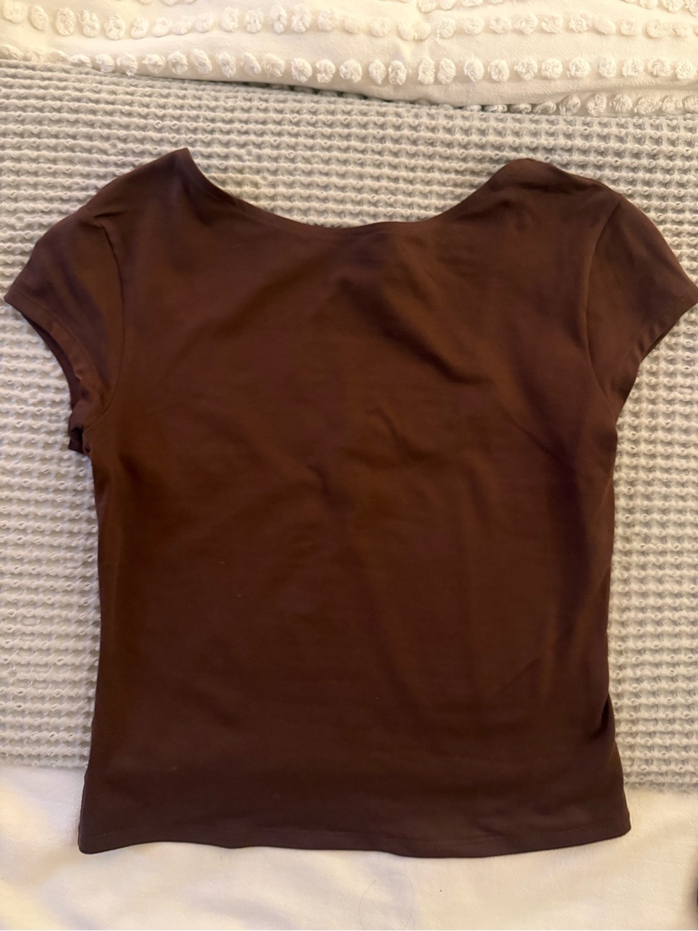 ALO Yoga Chocolate Brown Crop Tee